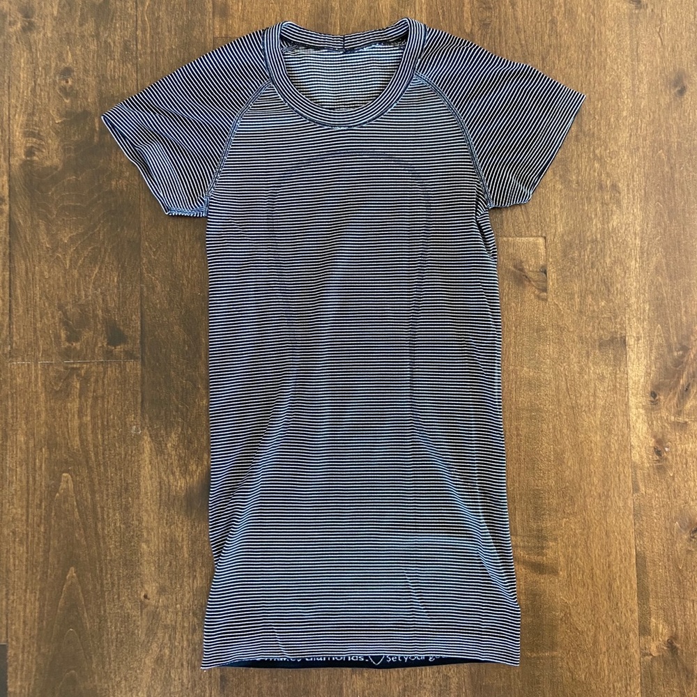 Lululemon Workout T-shirt